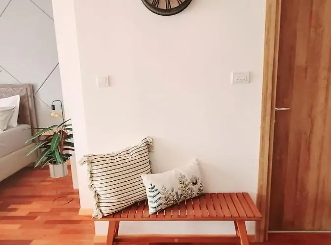 Stan Na Dan Krsmanovic Apartamento